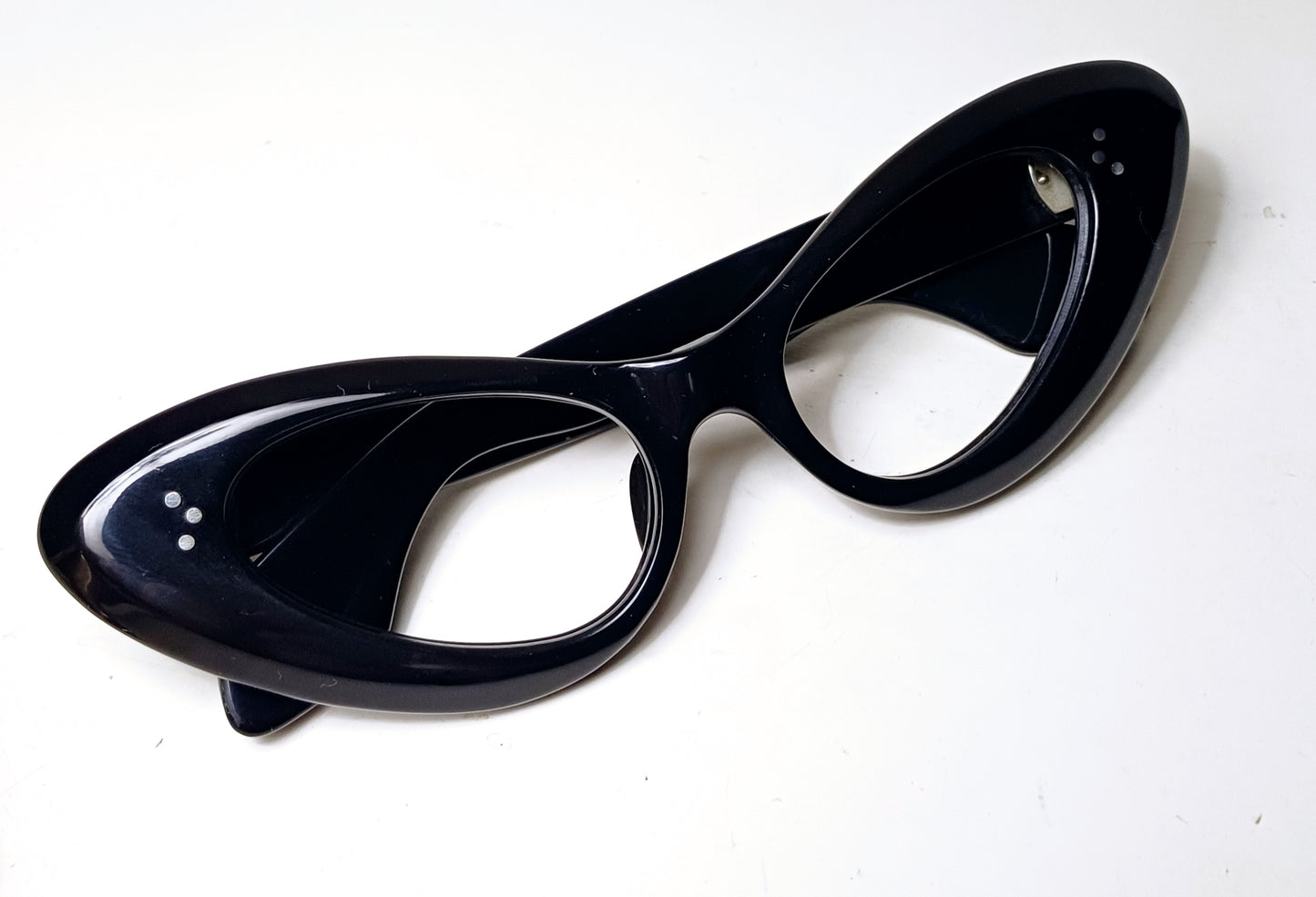 1950's IOMSA made in Mexico model CAT EYE solid frame color piano black