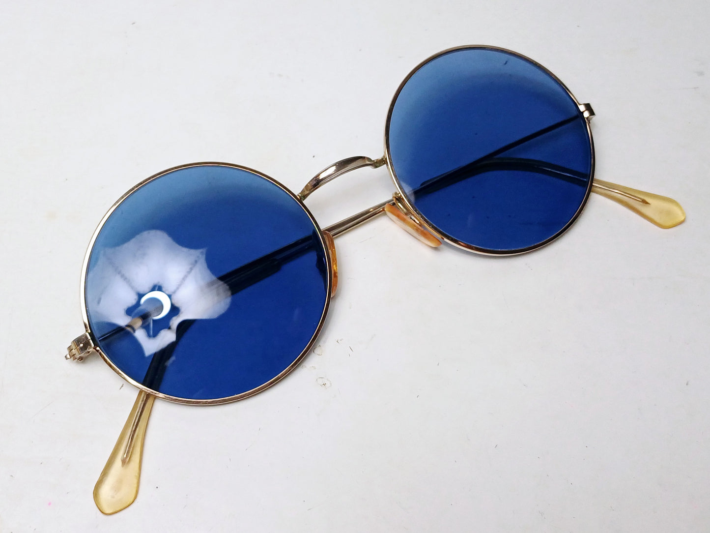 1970's UNSIGNED round sunglasses made in France Gold Filled