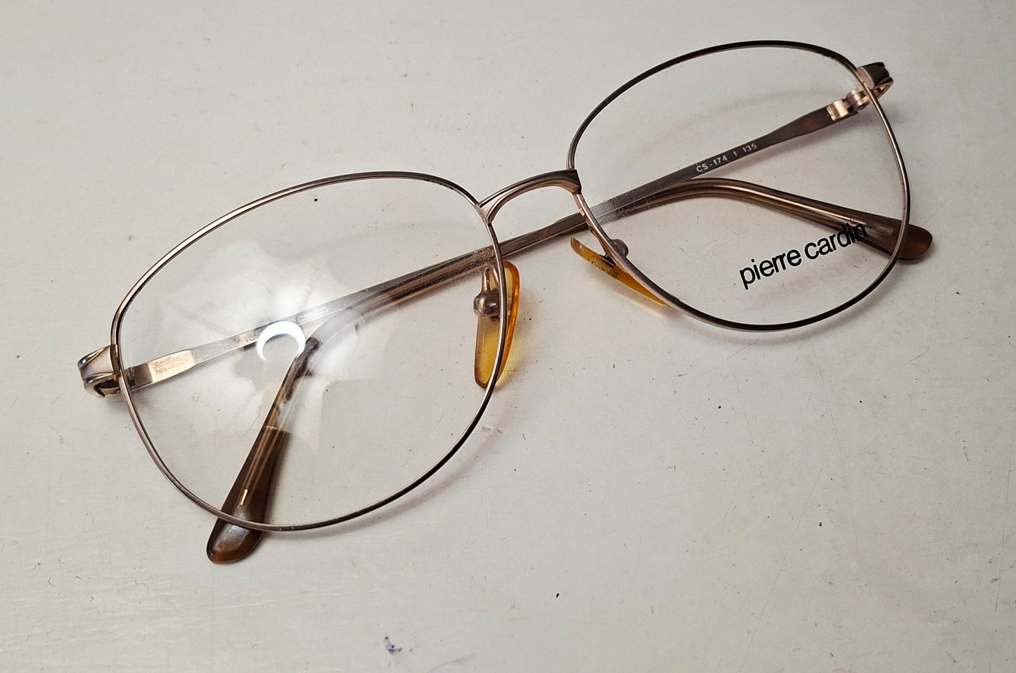 1980's PIERRE CARDIN made in Japan lentes Oftalmicos gafas oval