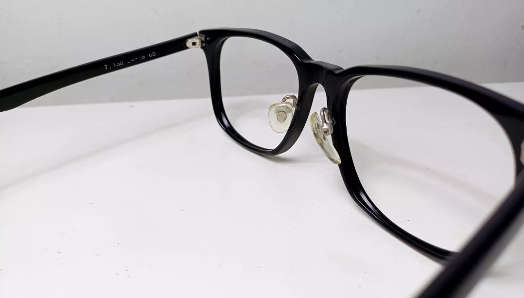 1980's VICTORIA frame with nose pad geek eyewear