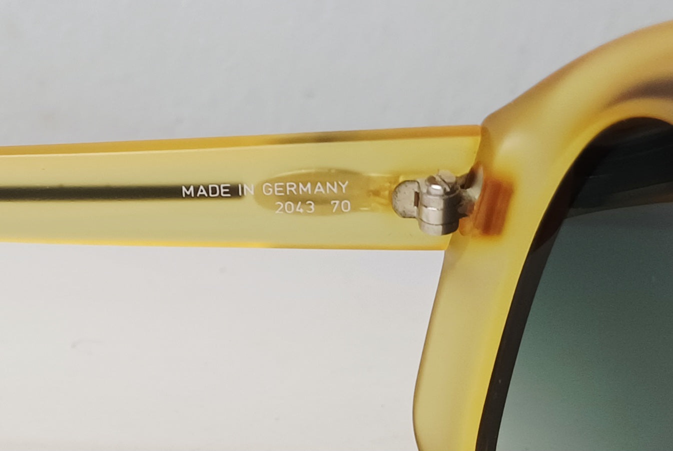 1980's CHRISTIAN DIOR made in Germany 🇩🇪 modelo 2043 rare model optyl