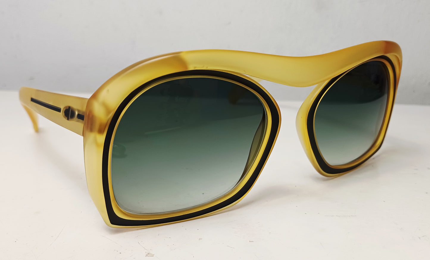 1980's CHRISTIAN DIOR made in Germany 🇩🇪 modelo 2043 rare model optyl