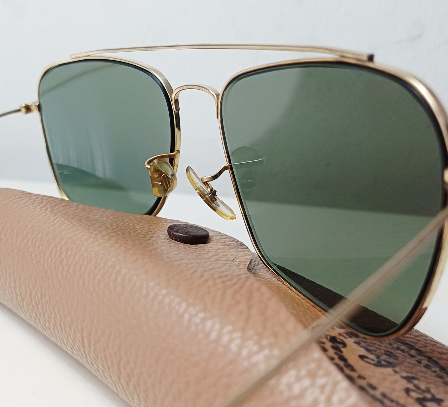 1950's RAYBAN B&L USA πΊπ² Gold 10K GF Modelo CARAVAN ECHELON (Pilot Sunglasses)