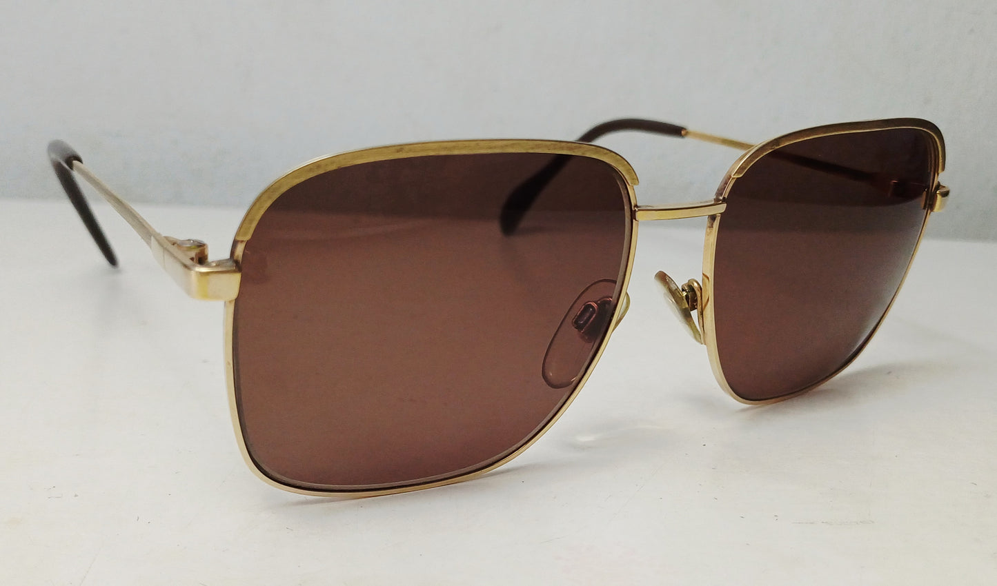1970's MENRAD made in Germany Enchapado oro gafas sol Cuadradas / Sunglasses Gold