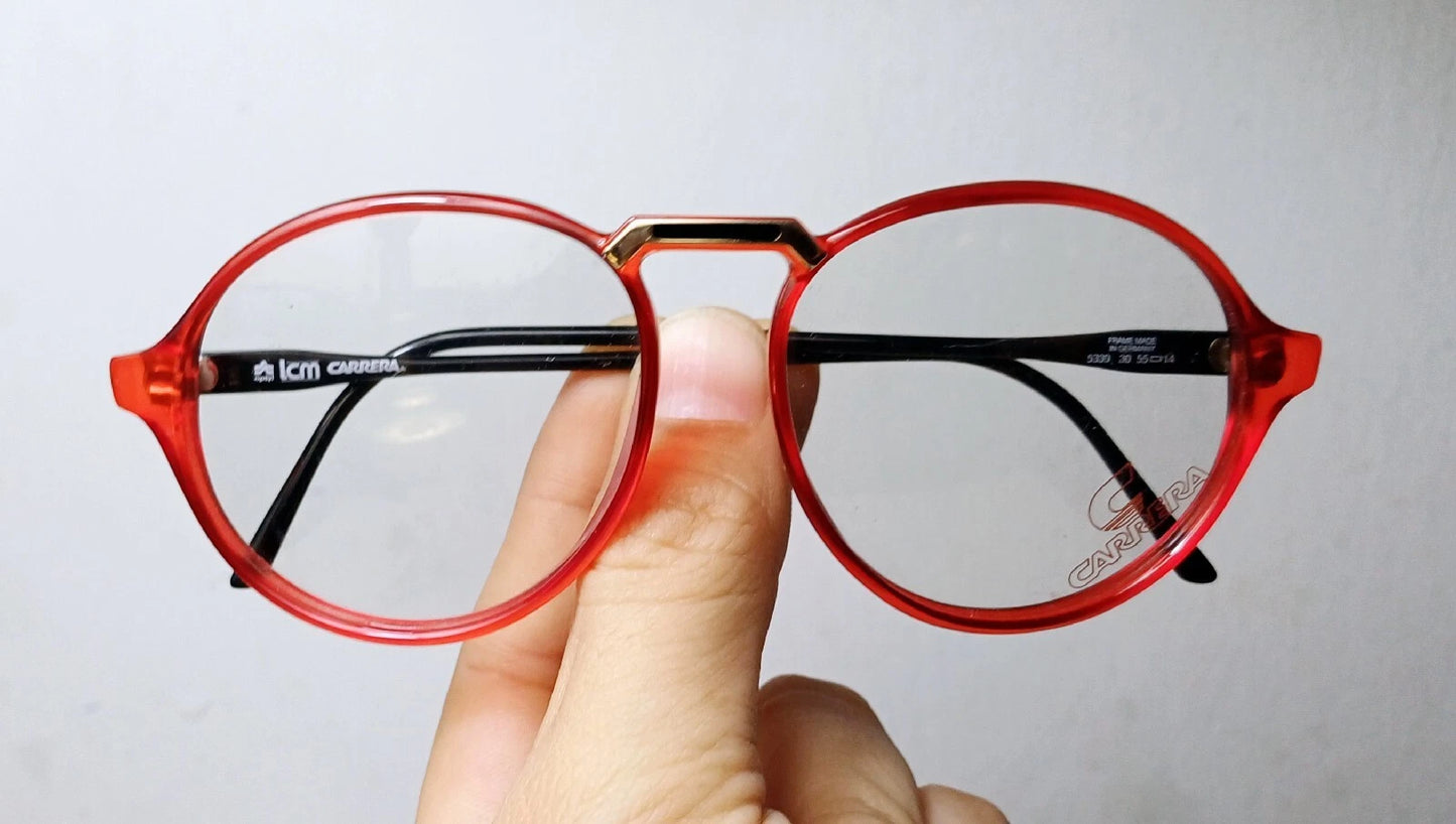 1980's CARRERA made in Austria Modelo 5339 panto optyl rojo-negro