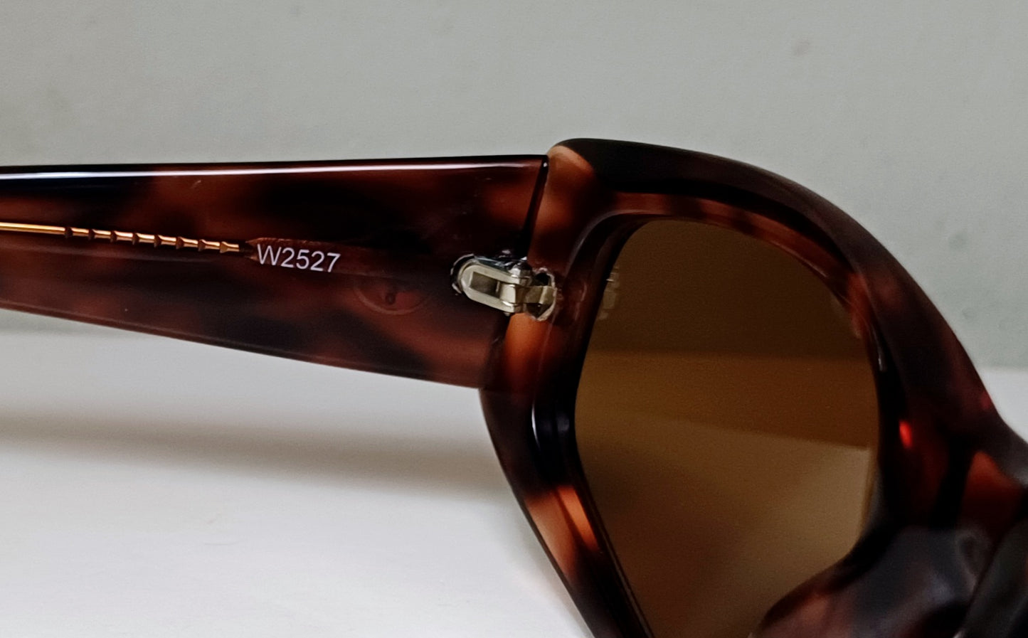 1990's RAYBAN sunglasses B&L USA Model Rituals  W2527