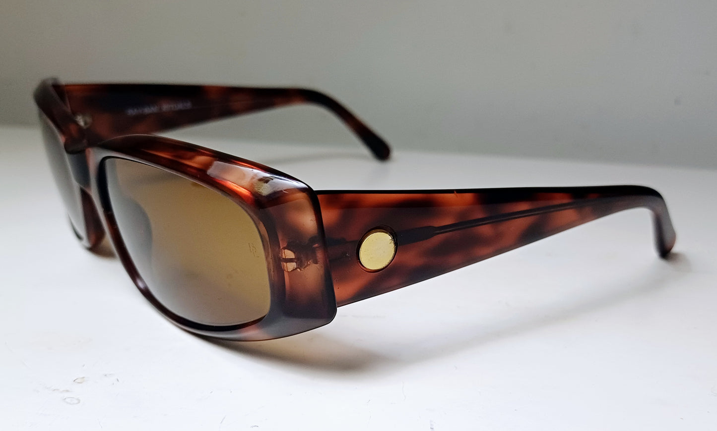 1990's RAYBAN sunglasses B&L USA Model Rituals  W2527