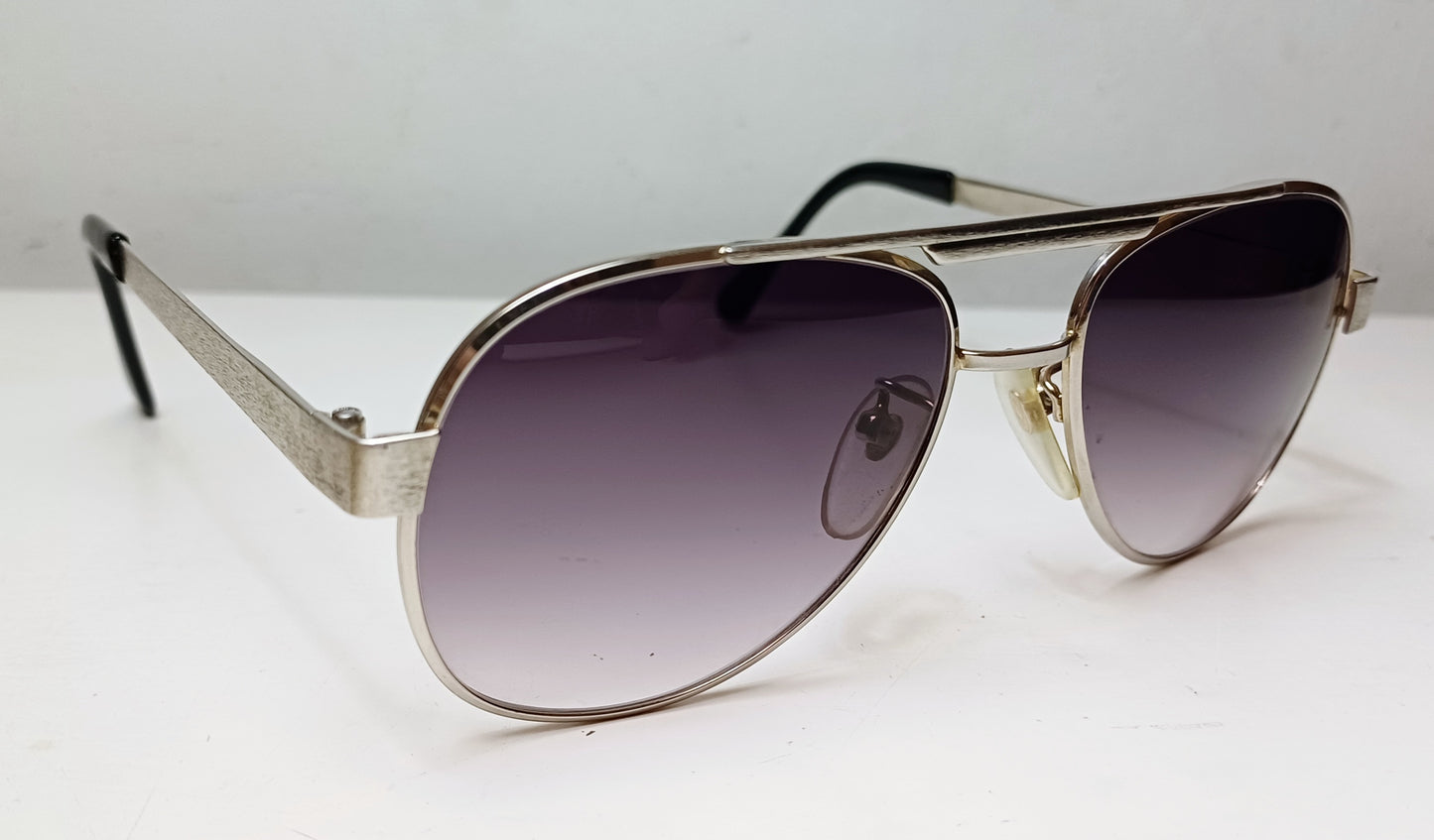 1980's DBUS pilot sunglasses Aviator Eyewear White Gold GEP top Gun