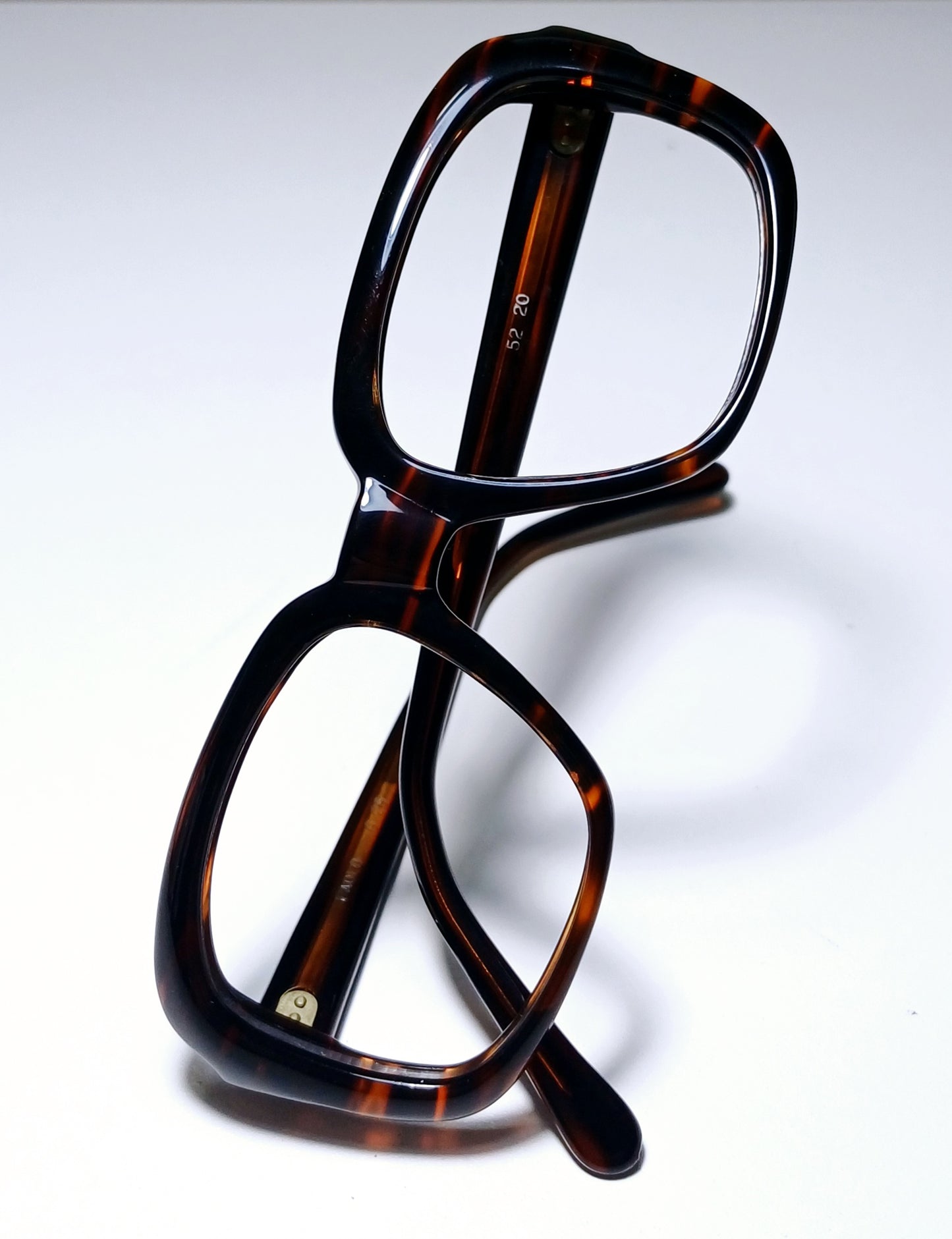 1960's PAOLO frame made in Italy 52[]20 dark tortoise old school shades