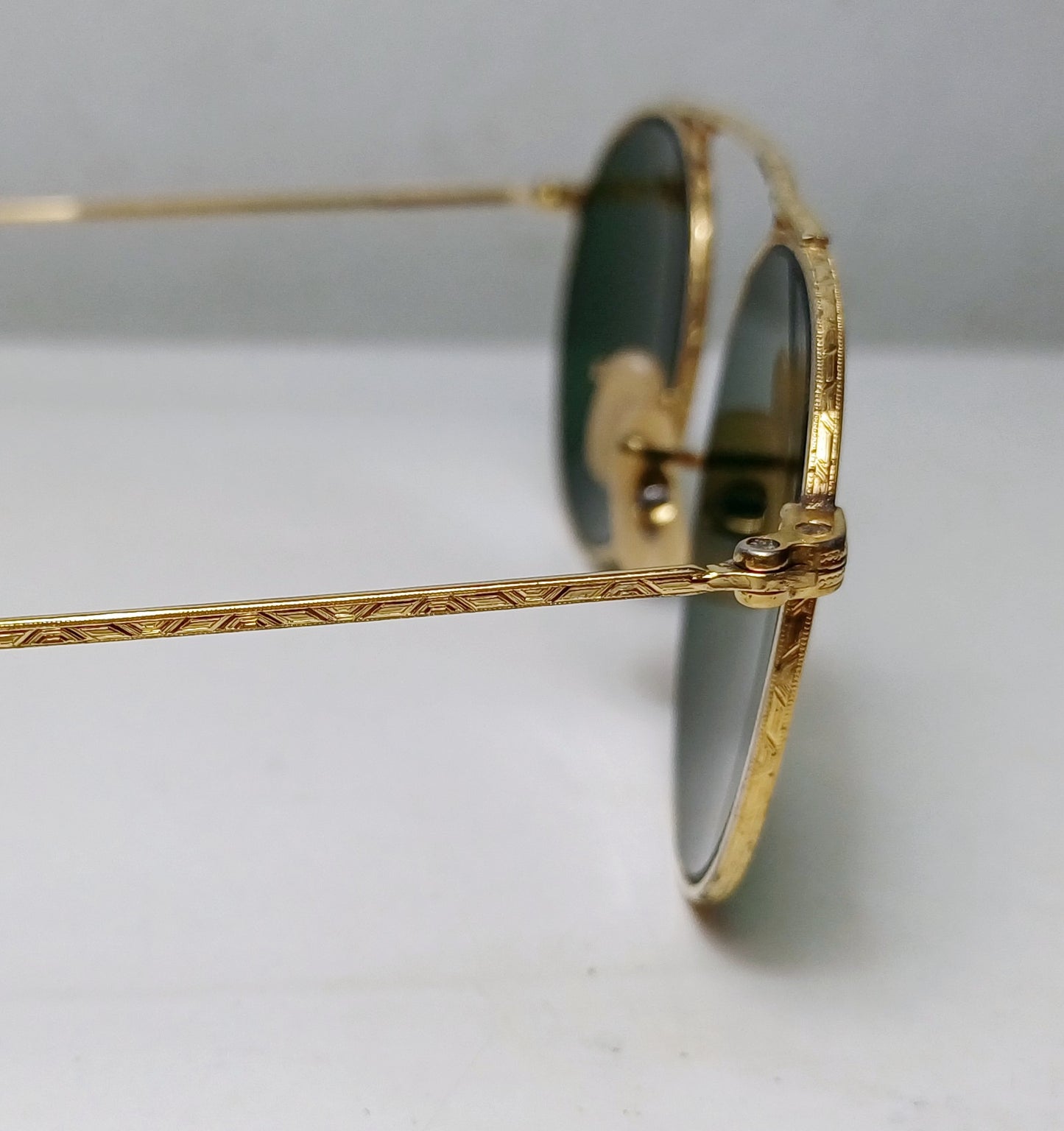 1980’s RAYBAN B&L USA W1697 CLASSIC  METALS ARISTA round Metal