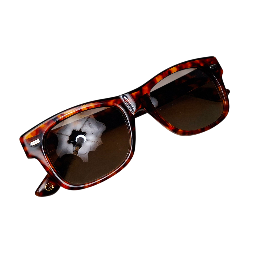 GUCCI made in Italy Bio Based modelo 1078 wayfarer