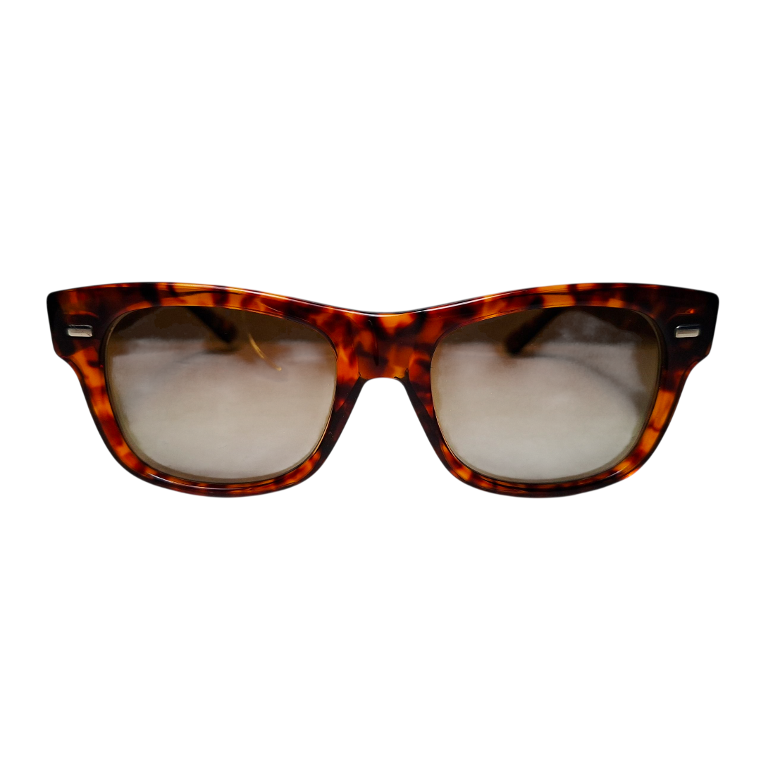 GUCCI made in Italy Bio Based modelo 1078 wayfarer