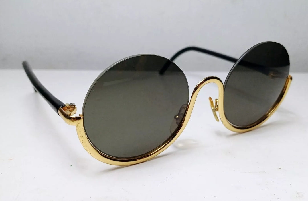 1990's GIANFRANCO FERRÉ round sunglasses made in Italy Model round