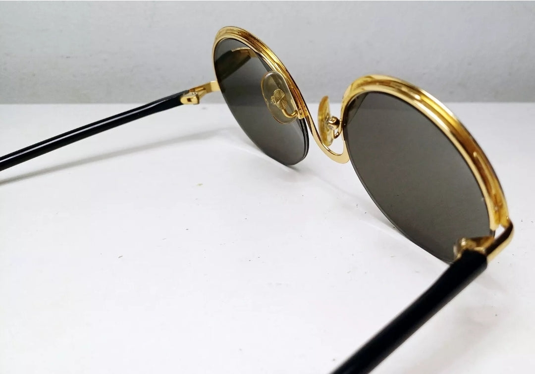 1990's GIANFRANCO FERRÉ round sunglasses made in Italy Model round