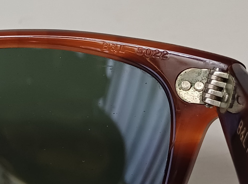 1980's RAYBAN B&L USA 🇺🇲 WAYFARER 50[]22 tortoise Sunglasses